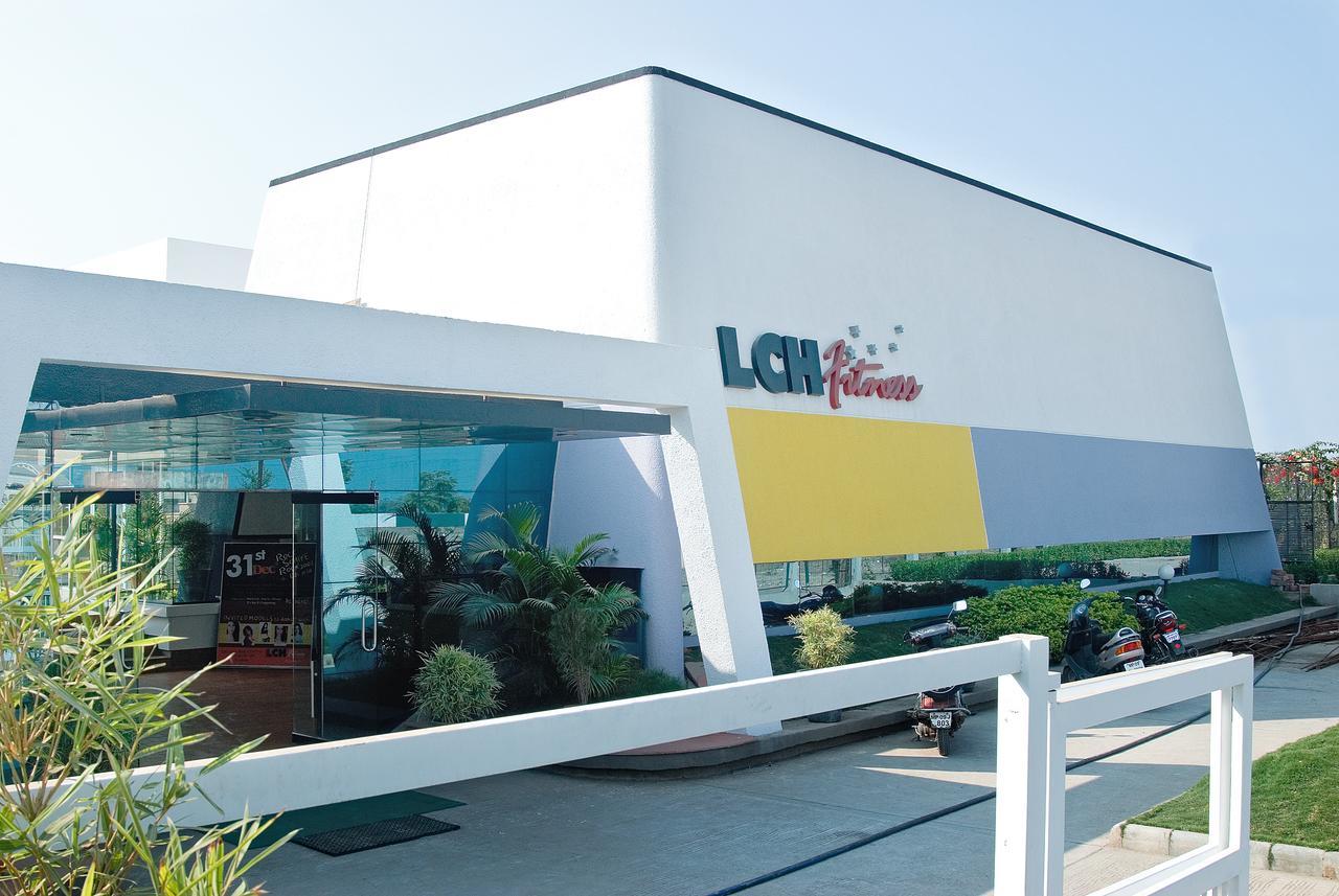 Hotel Lch Fitness Indore Esterno foto